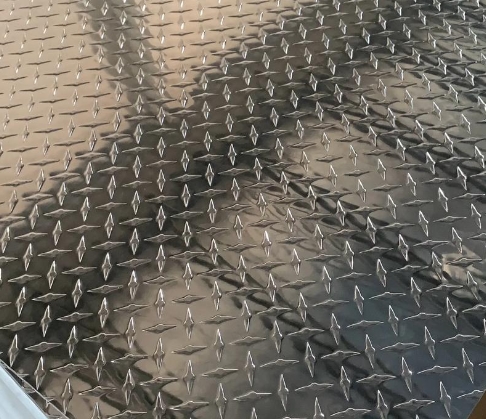 ͨ��ָ�뻨������